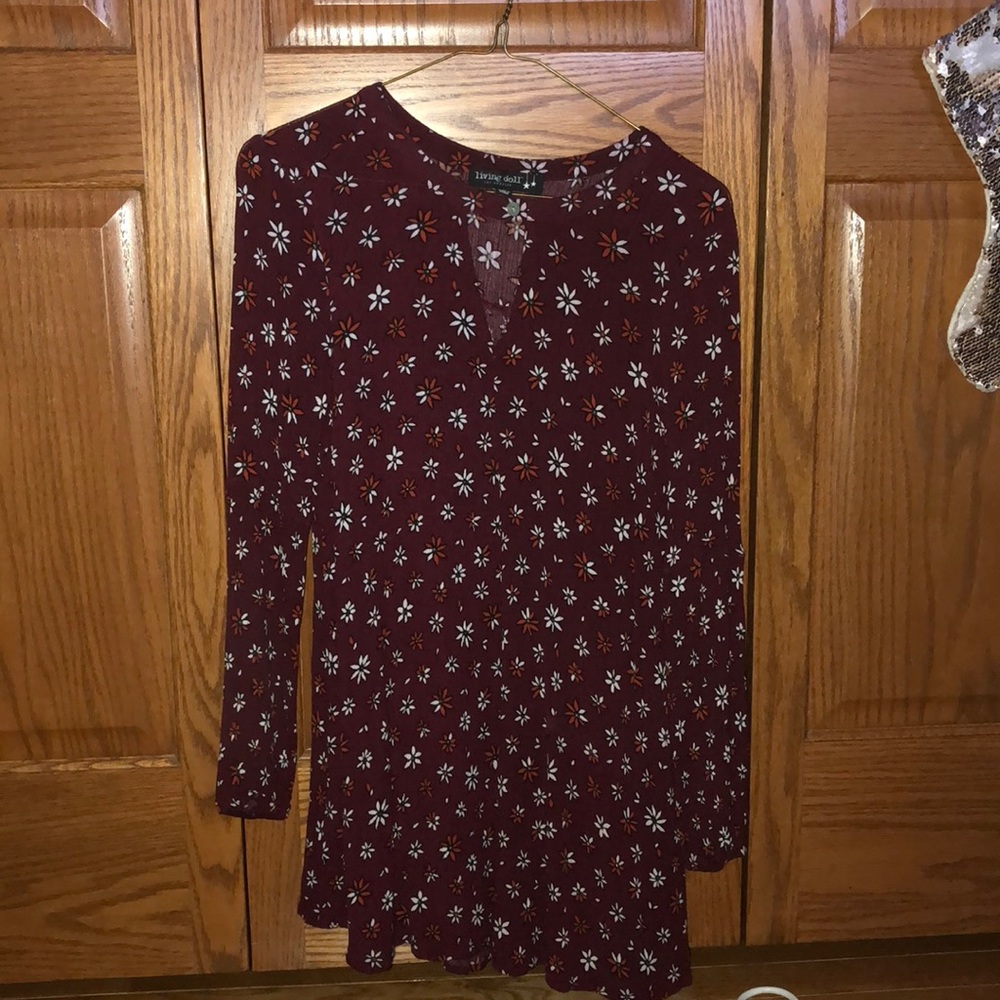 Cute maroon tunic! Only worn once